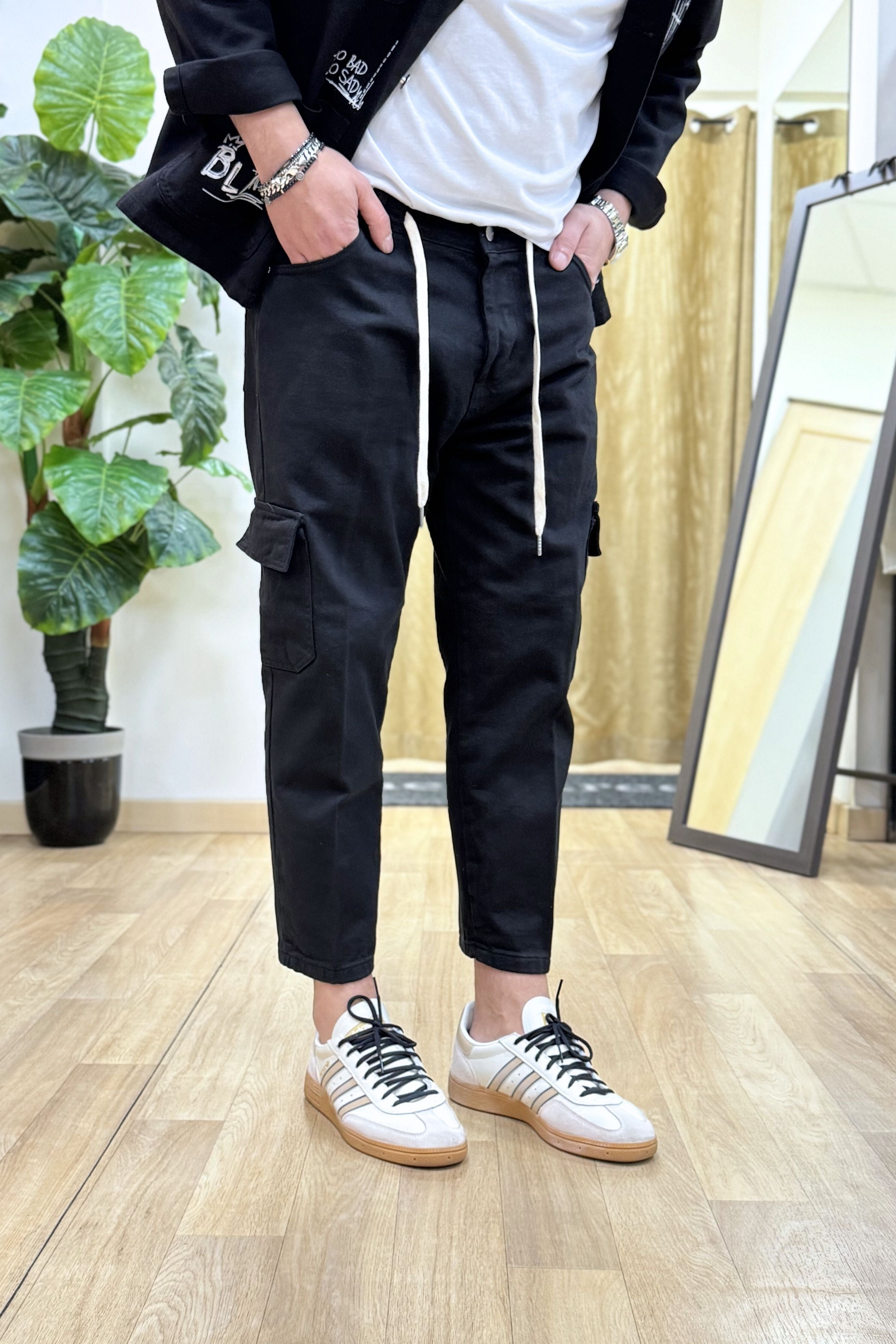 PantaJeans カーゴ ディファレント ネロ